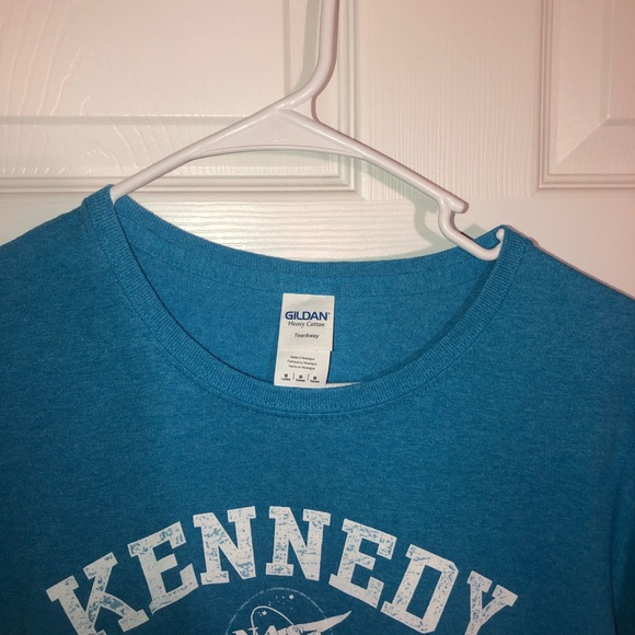 BUNDLE ONLY Kennedy Space Center Shirt - Picture 2 of 3